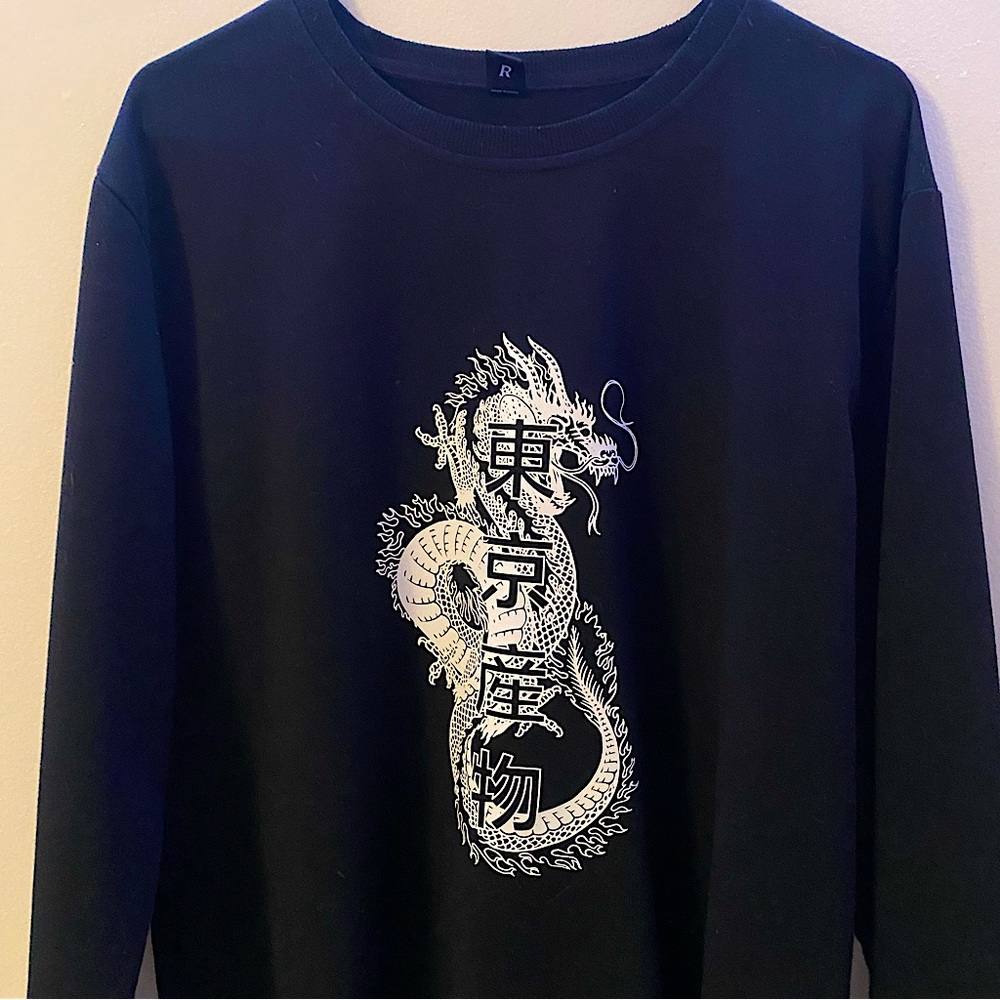 “ROMWE” Dragon Graphic Tee